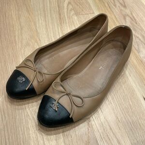 Classic Chanel Ballet Flats 40.5